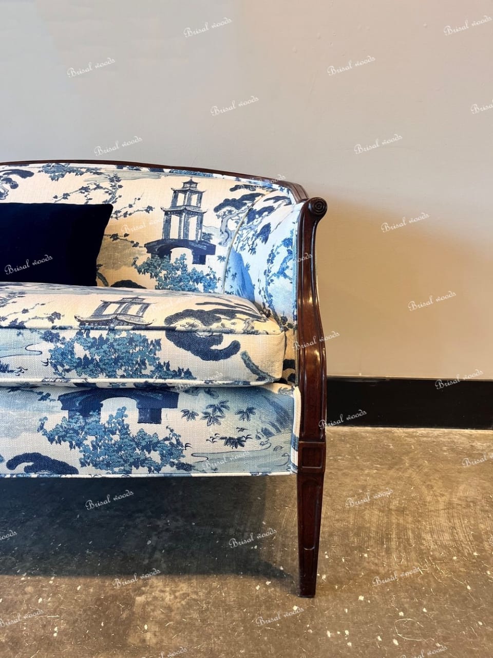 Antique American Love Seat Sofa